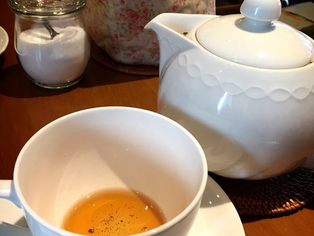 お店オリジナルブレンドティー、4杯飲み終えた所_mimiLotus
