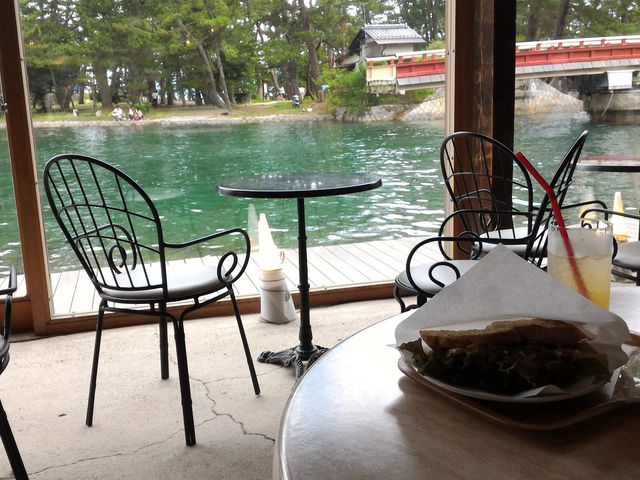 cafe du pin