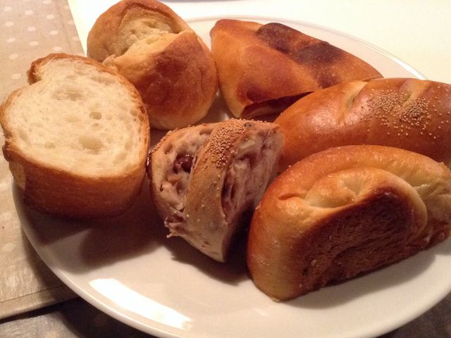 ランチの選べるパンの一例_蔵日和