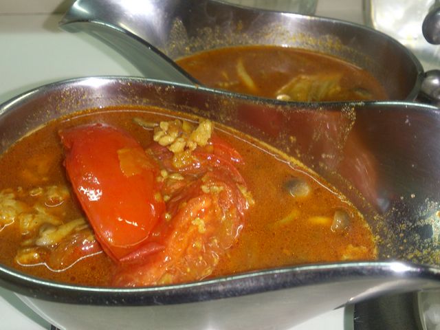季節の夜カレー(秋)トマト入り_かれーの店うどん