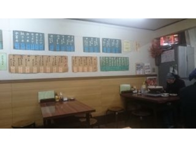 店内にも無数のメニューがあります。_いこい食堂