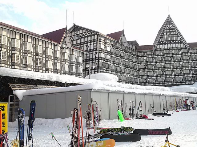 ゲレンデ目の前のグリーンプラザホテル_上越国際スキー場