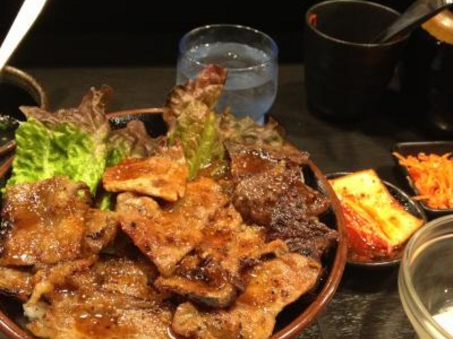 スペシャル丼_焼肉丼 たどん 秋葉原店
