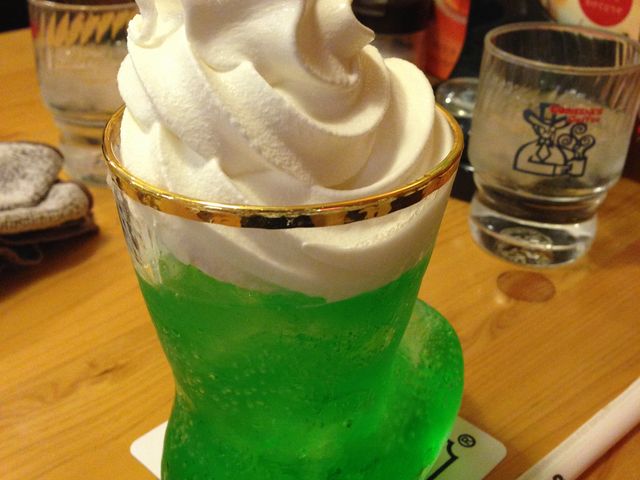 クリームソーダ_コメダ珈琲津みなみ店