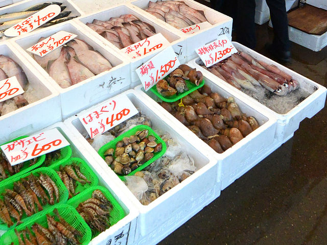 カレイもガサエビも買って帰りたい_やまに水産