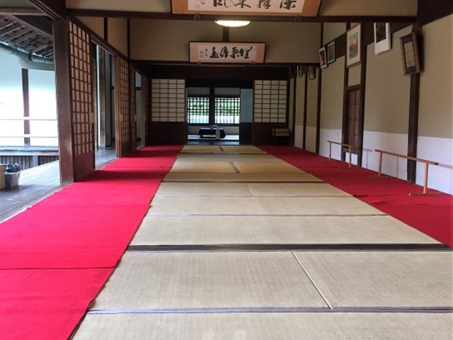 拝観者が少ないので落ち着いて庭を見学することができます_等持院