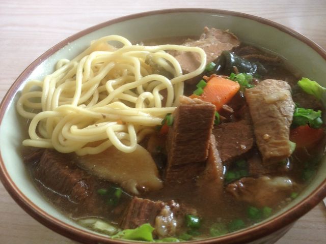 牛そば_新垣食堂