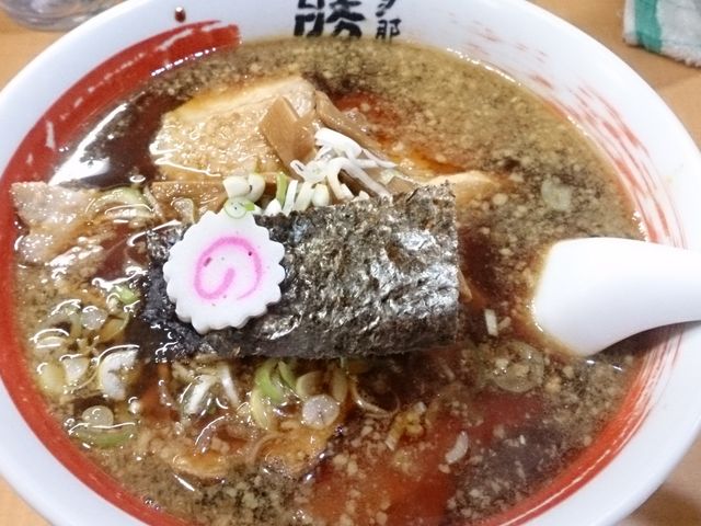 オーソドックスな支那ソバ_支那そば勝丸・目黒本店