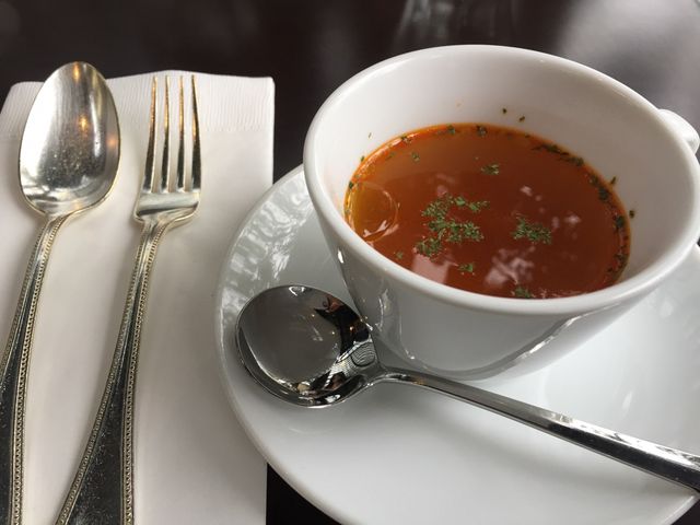 ランチについたスープ_カフェ・ミケランジェロ