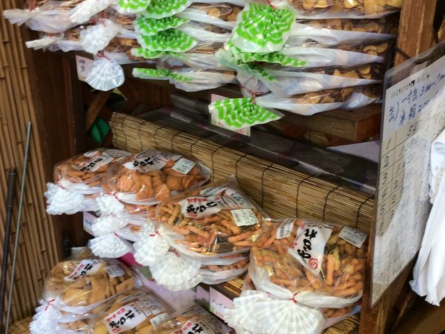 店頭_丸栄製菓