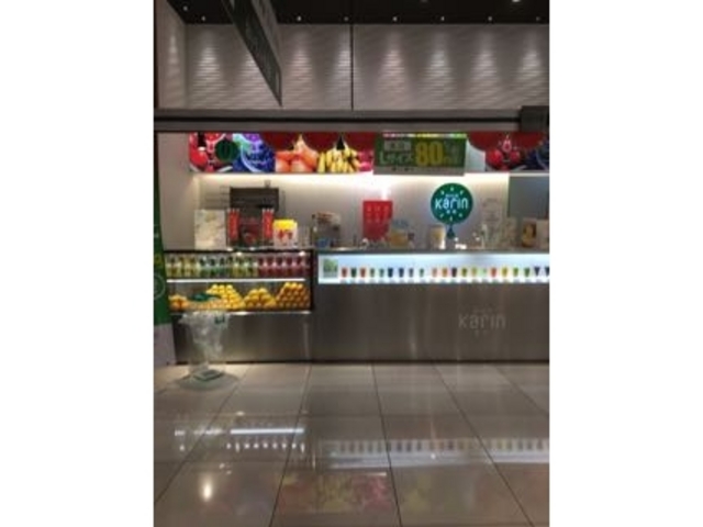 スタイリッシュなお店です!_果汁工房 果琳 テラスモール湘南店