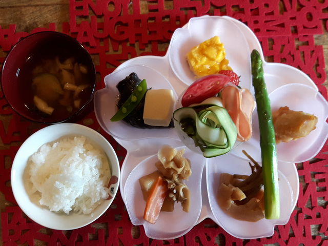 旬の野菜がたくさんで大満足!_ラベンダーはうす