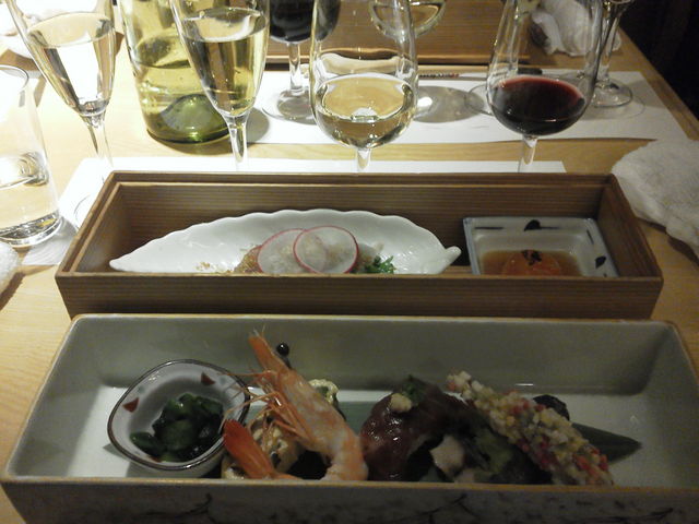 ワイン4杯と口取・前菜(2000円)_新和食 ひとはし