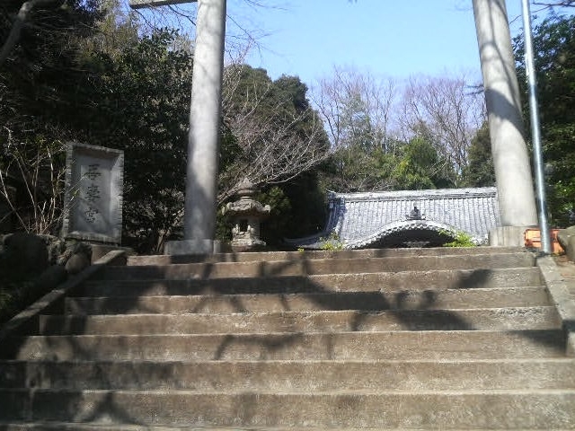ようやく見えて参りました、拝殿でございます。_吾妻神社
