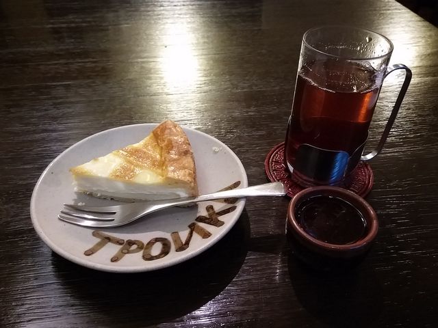 Bコース チーズケーキ ロシア紅茶_トロイカ