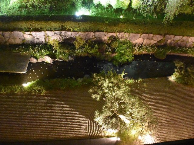 湯の花温泉 宿の裏庭_湯の花温泉