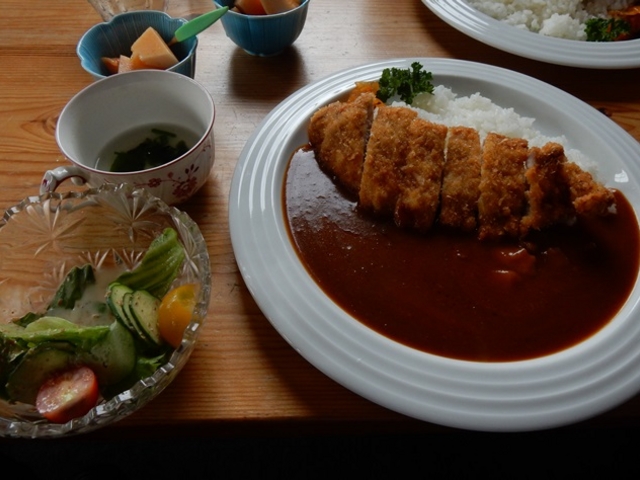 カツカレーのランチ_ハイタイム