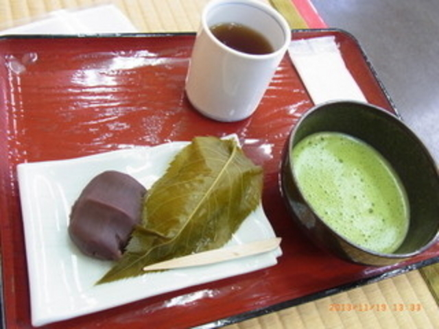 名物桜餅_琴きき茶屋
