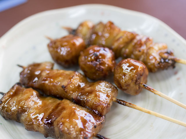 焼とん、ちくね、皮_やきとり次郎 西口店