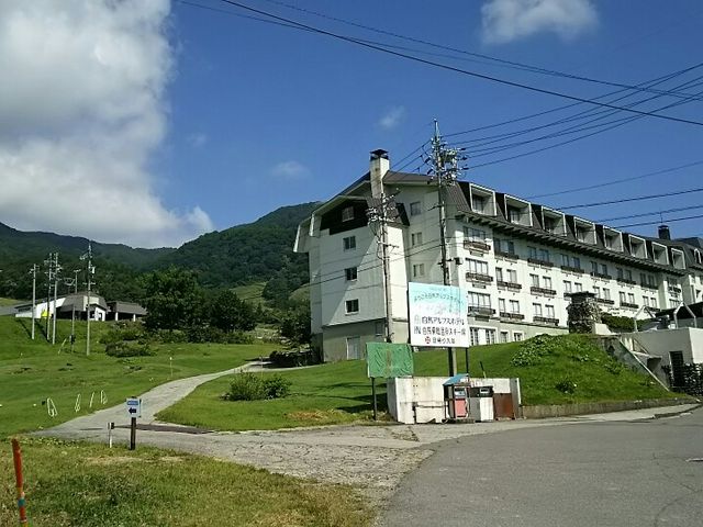 北アルプスは左奥なので、写っている部屋からは見えません。_白馬アルプスホテル