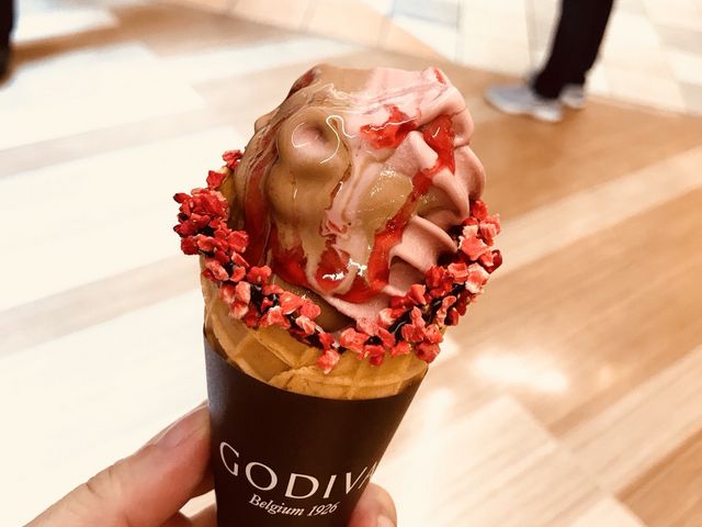 期間限定_GODIVA Chocolatier 神戸BAL店