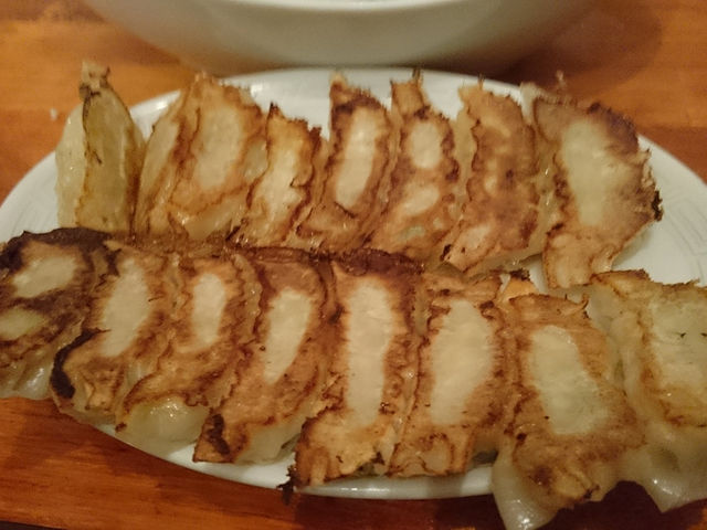 焼き餃子_餃子専門店 古屋