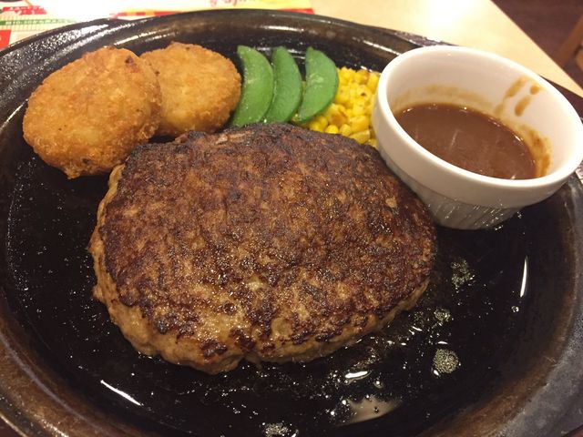 ハンバーグ_ガスト松山束本店