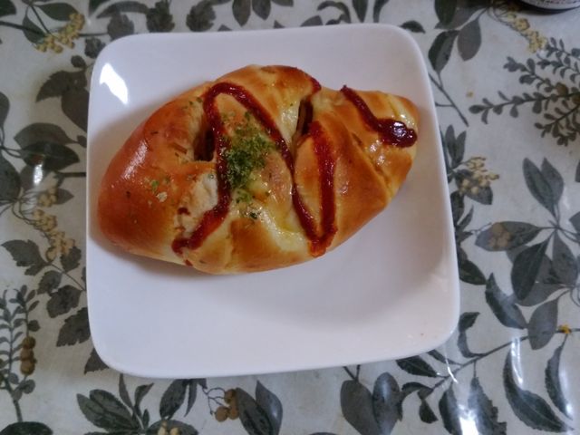 焼きそばパン_カワ 秋葉店