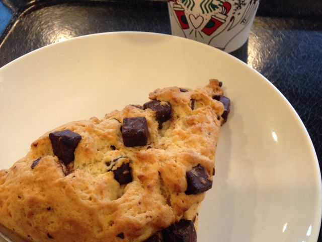 チョコレートスコーン_スターバックスコーヒー・京都烏丸六角店