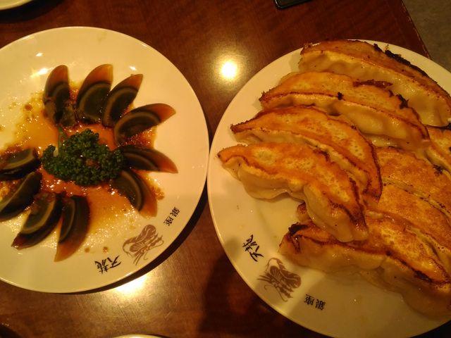 餃子とピータン_銀座天龍・東京スカイツリータウン・ソラマチ店