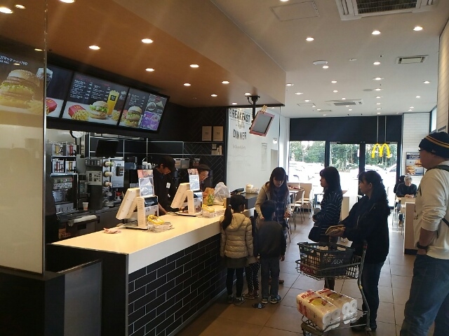 女性客が多かった_マクドナルドイオン今市店