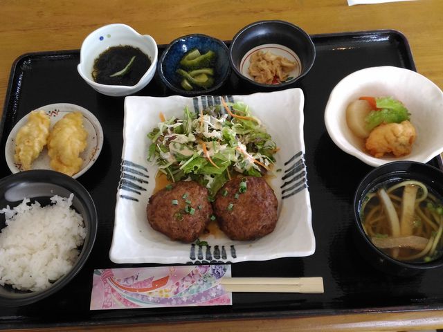 石垣牛のハンバーグ_ポーザーおばさんの食卓
