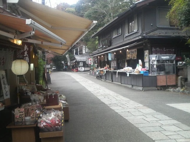 嶋田屋にてあま酒とそば饅頭を購入_嶋田家