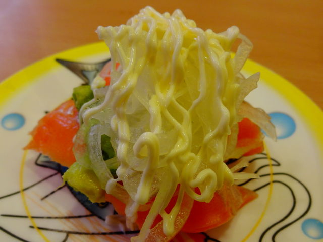 アボカドサーモン_かっぱ寿司 八戸沼館店