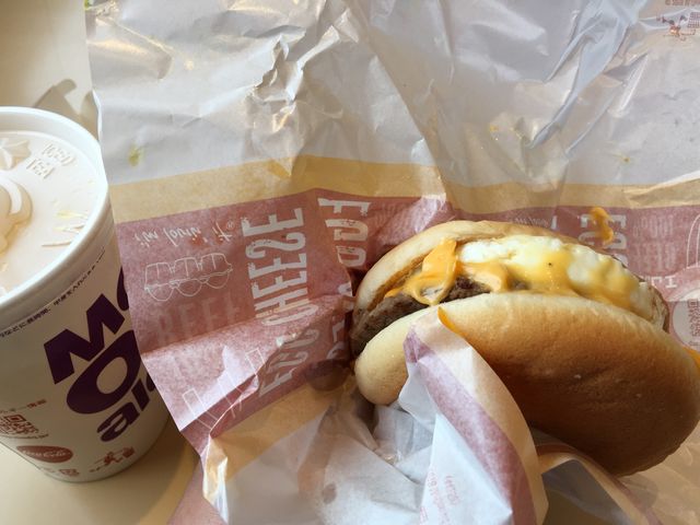 エッグチーズバーガー_マクドナルド3号線箱崎店