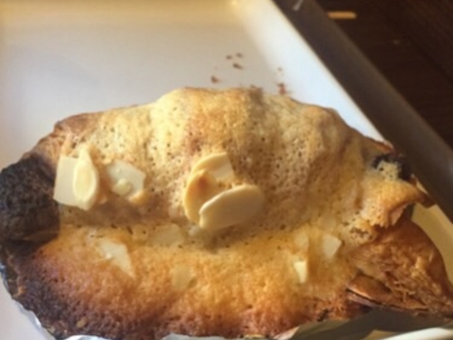 ダマンドチョコクロです。_サンマルクカフェ小伝馬町駅前店(CHOCO CRO SAINTMARC CAFE)