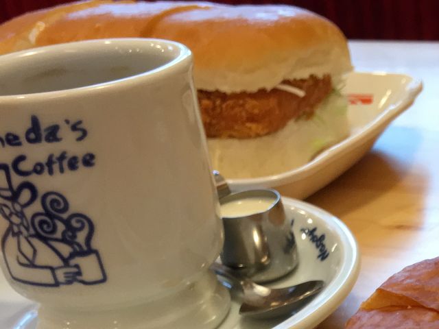 コーヒーとエビカツサンド_コメダ珈琲店 太田川店