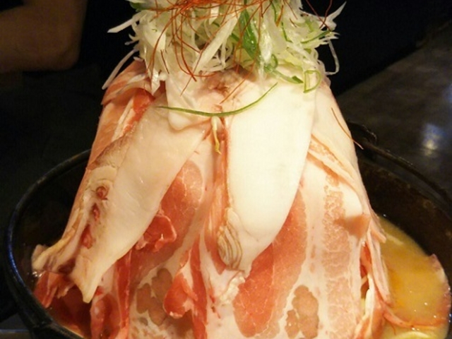 にくなべ_神戸牛焼肉 にくなべ屋 神戸びいどろ 本店