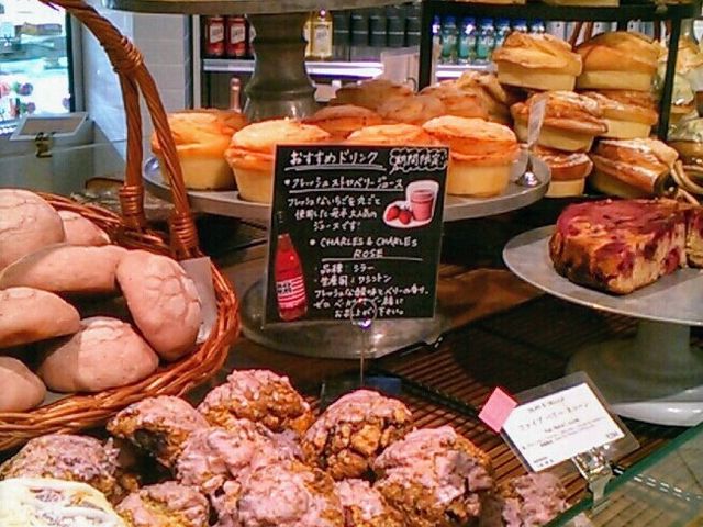 『DEAN & DELUCA MARKET STORES 有楽町店』。_DEAN & DELUCA MARKET STORES有楽町店