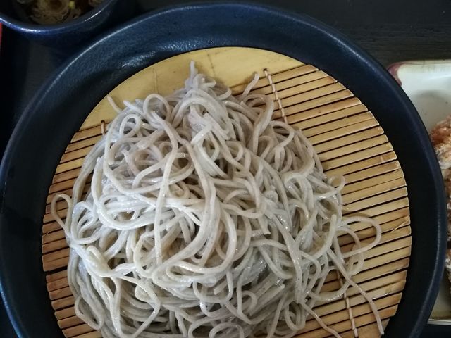 ざるそば_小木曽製粉所 松本駅前店