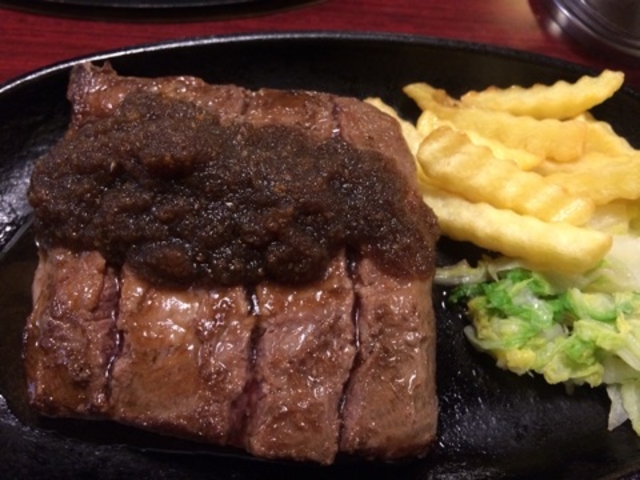 ステーキ_焼肉レストランやまざき