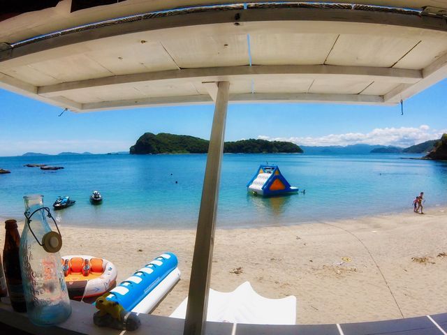 浜の家から見る海。大分とは思えないほどの透明度。_WHITE BEACH - 白ヶ浜海水浴場 -