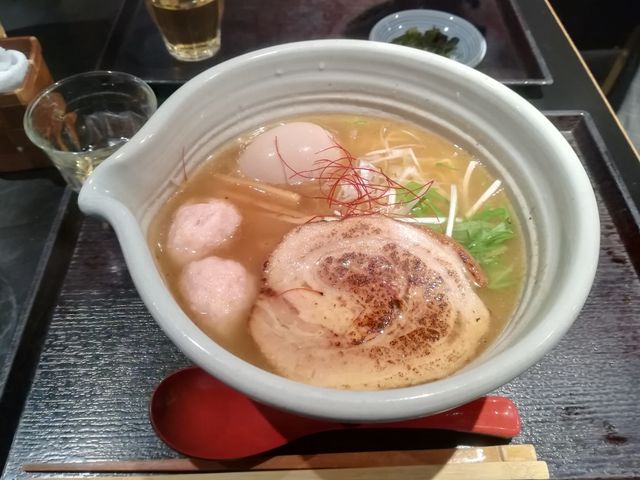 白醤油ラーメン_麺処 銀笹
