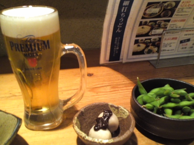 昼間のビールはうまい_あお井・ダイニング&バー