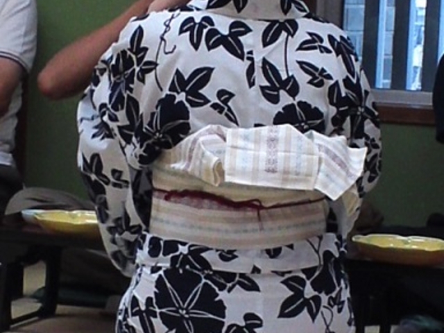 浴衣姿の芸者さん2_吉野屋