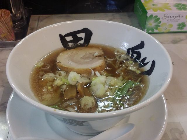醤油ラーメン_黒船