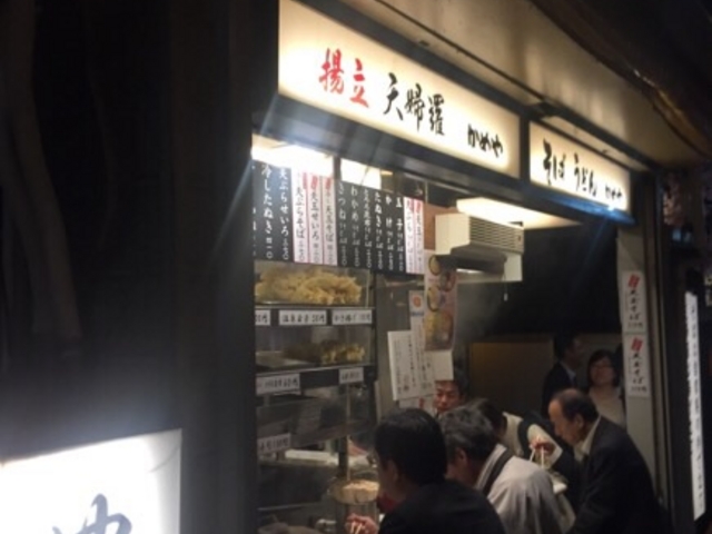 屋台風な外観です。_かめや 新宿店