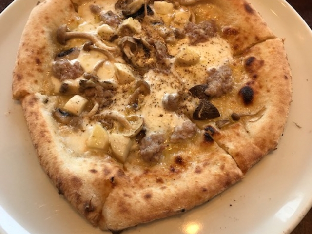 サルシッチャ_イゾラ トラットリア ISOLA TRATTORIA