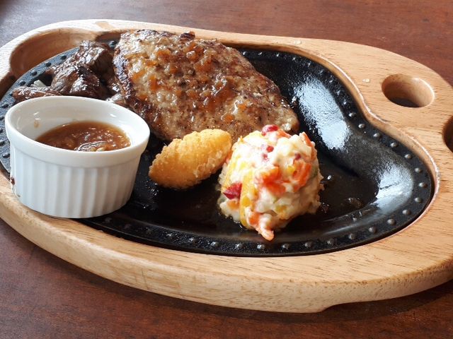 ハンバーグ&コロコロステーキ_びっくりドンキー 厚木妻田店