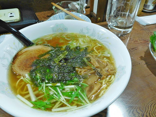 出汁がよくきいた醤油ラーメン_千春